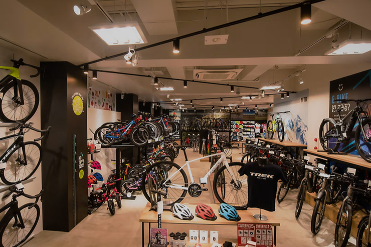 TREK Bicycle 東京青山